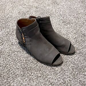 Lucky Brand Binna Peep Toe Leather Bootie Brown Size 5